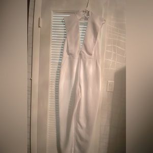 White Jumpsuit collar Plunge V-neck